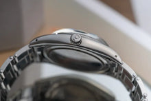 Load image into Gallery viewer, 1959 Rolex - Serviced Roulette Date Honey Comb Black Dial + Gold Markers / Hands
