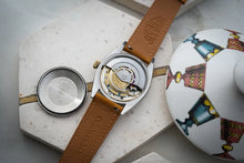 Load image into Gallery viewer, 1960 Rolex Explorer Date 5701 - Nice Original Dial! Pretty Dauphine Hands
