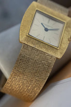Load image into Gallery viewer, 1960s Vacheron Constantin 6712 solid 18k yellow gold
