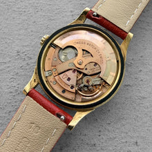 Load image into Gallery viewer, 1962 Omega 18k Solid Gold Constellation Calendar date 14393/94 SC4

