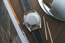 Load image into Gallery viewer, 1962 Rolex 5500 Two Tone dial - Tropical Patina Explorer Dial
