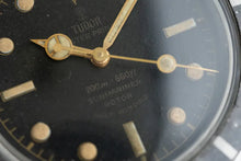 Load image into Gallery viewer, 1962 Tudor 7928 Submariner Stainless Steel - Gilt Exclamation dial

