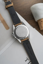 Load image into Gallery viewer, 1962 Tudor 7928 Submariner Stainless Steel - Gilt Exclamation dial
