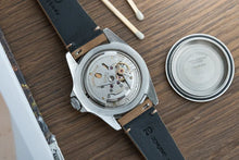 Load image into Gallery viewer, 1962 Tudor 7928 Submariner Stainless Steel - Gilt Exclamation dial
