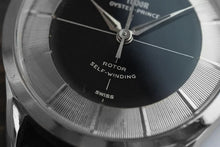 Load image into Gallery viewer, 1962 Tudor Tuxedo Stainless Steel 7967 - Tuxedo Dial
