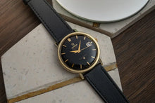Load image into Gallery viewer, 1963 Omega Seamaster Constellation 168004 Gold Capped 561 - Striking Black Dial
