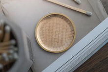 Load image into Gallery viewer, 1964 IWC Calibre 89 - 18k Gold - Shark Fin fancy lugs
