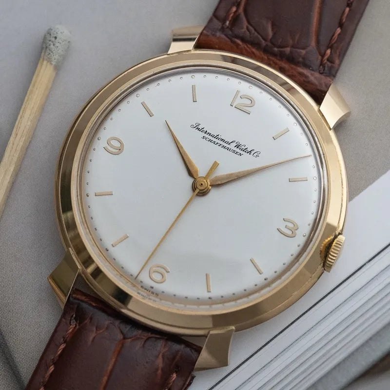 1964 IWC Calibre 89 - 18k Gold - Shark Fin fancy lugs
