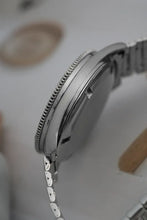Load image into Gallery viewer, 1966 Omega Seamaster 300 - 165.014 - Stunning Example!
