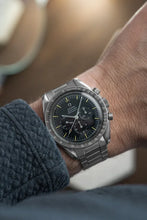 Load image into Gallery viewer, 1966 Omega Speedmaster 105012 - TAT Flying Flying Club Caseback Engraving
