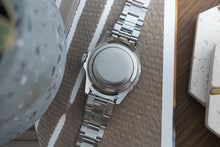 Load image into Gallery viewer, 1966 Rolex 5513 Submariner Stainless Steel - Meters First - Triple 6 caseback
