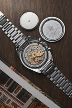 Load image into Gallery viewer, 1969 Omega Speedmaster 145022 69 - Dot Close To 70 Bezel - Straight Writing
