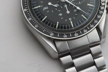 Load image into Gallery viewer, 1969 Omega Speedmaster 145022 69 - Straight Writing
