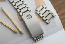 Load image into Gallery viewer, 1969 Omega Speedmaster 145022 69 - Straight Writing
