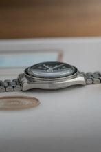 Load image into Gallery viewer, 1969 Omega Speedmaster 145022 69 - Straight Writing
