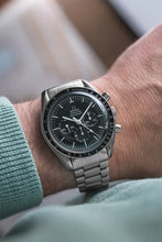 Load image into Gallery viewer, 1969 Omega Speedmaster 145022 69 - Straight Writing
