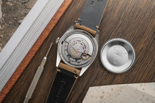 Load image into Gallery viewer, 1969 Rolex Datejust Stainless 1600 Serviced
