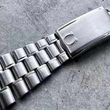 Load image into Gallery viewer, 1970 Omega Flightmaster 145.013 Serviced Cal 910

