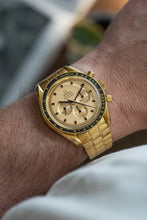 Load image into Gallery viewer, 1970 Omega Speedmaster 18k yellow Gold BA 145.022 - Apollo XI Moon Landing
