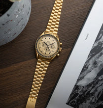 Load image into Gallery viewer, 1970 Omega Speedmaster 18k yellow Gold BA 145.022 - Apollo XI Moon Landing
