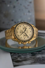 Load image into Gallery viewer, 1970 Omega Speedmaster 18k yellow Gold BA 145.022 - Apollo XI Moon Landing
