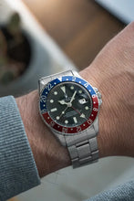 Load image into Gallery viewer, 1970 Rolex GMT Master Stainless 1675 Pepsi Bezel
