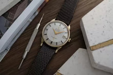 Load image into Gallery viewer, 1970 mega Seamaster Constellation 168005 Gold Capped 750 Calibre - Pie Pan Dial
