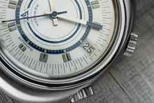 Load image into Gallery viewer, 1970s Jaeger LeCoultre Memovox Speed Beat GT E873
