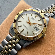 Load image into Gallery viewer, 1971 Rolex Thunderbird Datejust 1625 Jubilee - Razor sharp bezel
