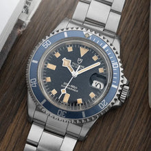 Load image into Gallery viewer, 1971 Tudor Submariner 7021 /0 Stainless Steel 7021/0 - Blue Snowflake
