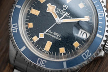 Load image into Gallery viewer, 1971 Tudor Submariner 7021 /0 Stainless Steel 7021/0 - Blue Snowflake
