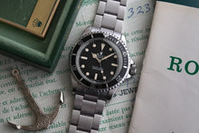 Load image into Gallery viewer, 1973 Rolex 5513 Submariner Stainless Steel - Box + Papers + Anchor
