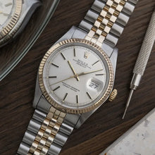 Load image into Gallery viewer, 1975 Rolex Datejust 1601 Two Tone Jubilee - Attractive Pie Pan Dial
