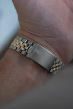 Load image into Gallery viewer, 1975 Rolex Datejust 1601 Two Tone Jubilee - Attractive Pie Pan Dial
