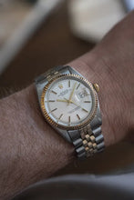 Load image into Gallery viewer, 1975 Rolex Datejust 1601 Two Tone Jubilee - Attractive Pie Pan Dial
