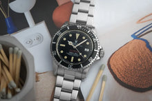 Load image into Gallery viewer, 1976 Rolex 1665 Sea Dweller Attractive Patina - Double Red
