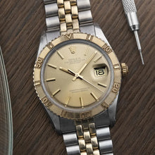 Load image into Gallery viewer, 1978 Rolex Thunderbird Datejust 1625 Jubilee - Razor sharp bezel
