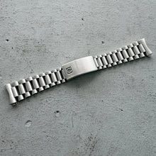 Load image into Gallery viewer, 1980s Original Omega 1450 Bracelet Band 808 Endlink Speedmaster Holy Grail

