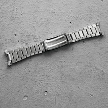 Load image into Gallery viewer, 1980s Original Omega 1450 Bracelet Band 808 Endlink Speedmaster Holy Grail
