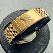 Load image into Gallery viewer, 1980s Tag Heuer 980.022 1000 Professional Box and booklets - Wolf of Wall Street
