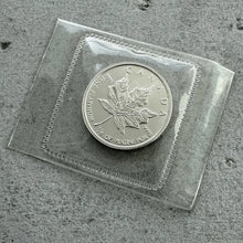 Load image into Gallery viewer, 1992 Canada $10 Platinum Maple Fine 1/4 oz - Sealed
