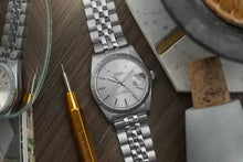 Load image into Gallery viewer, 1992 Tudor Prince Oyster Date 74010 Silver Dial Automatic – Serviced
