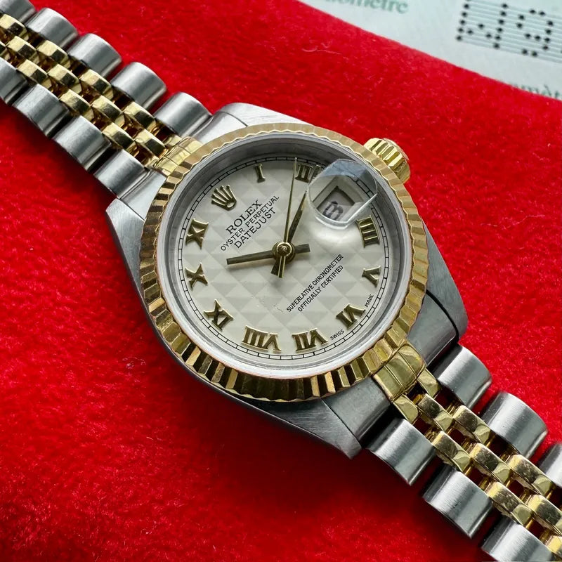 1995 Rolex Datejust Pyramid Dial 69173 - Jubilee band + Serviced + Box + Papers