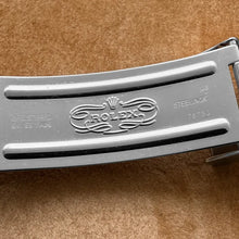Load image into Gallery viewer, 1998 Rolex Explorer 14270 – Box and Papers + Unpolished - Swiss Only
