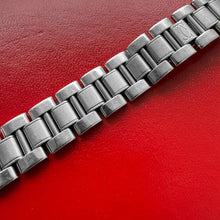 Load image into Gallery viewer, 1998 Cartier Must de Cartier 21 ref 1340 – Serviced + Box and Papers
