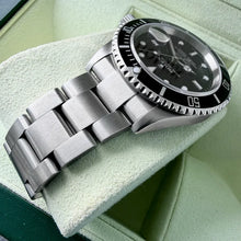 Load image into Gallery viewer, 2005 Rolex Submariner Stainless Steel - Box and Papers 16610 T - Serviced
