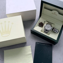 Load image into Gallery viewer, 2007 Rolex Daytona 116520 White Dial Box Booklets - Unpolished!
