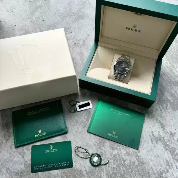 2022 Rolex 41mm Datejust Jubilee 126300 – Box and Papers - Wimbledon Dial