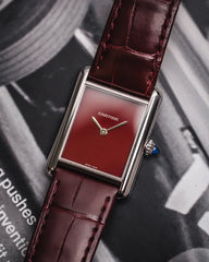 2025 Cartier 4323 Must De Cartier Tank Must Burgundy Dial WSTA0054 Box + Papers