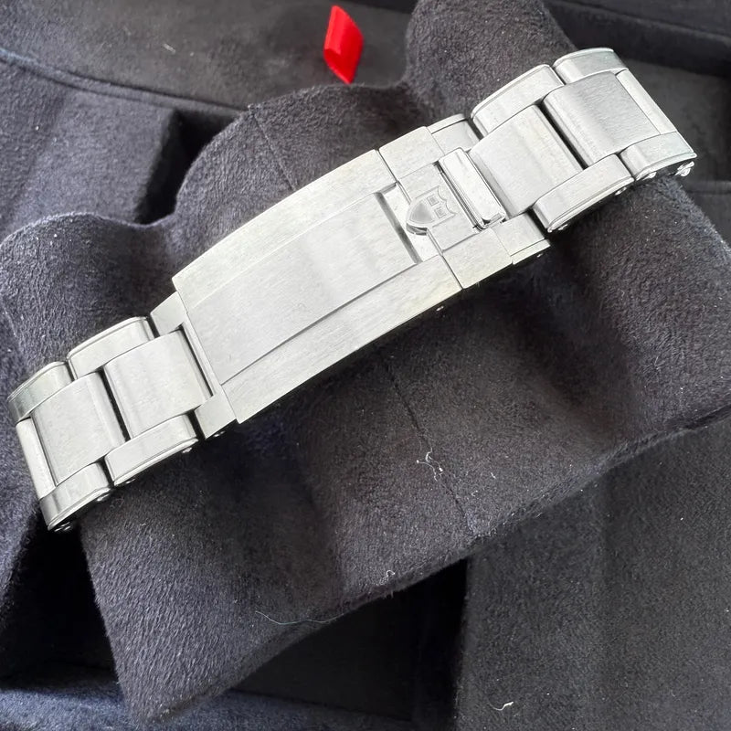 2025 Tudor Black Bay 54 - Box and Papers 79000N - Stunning condition